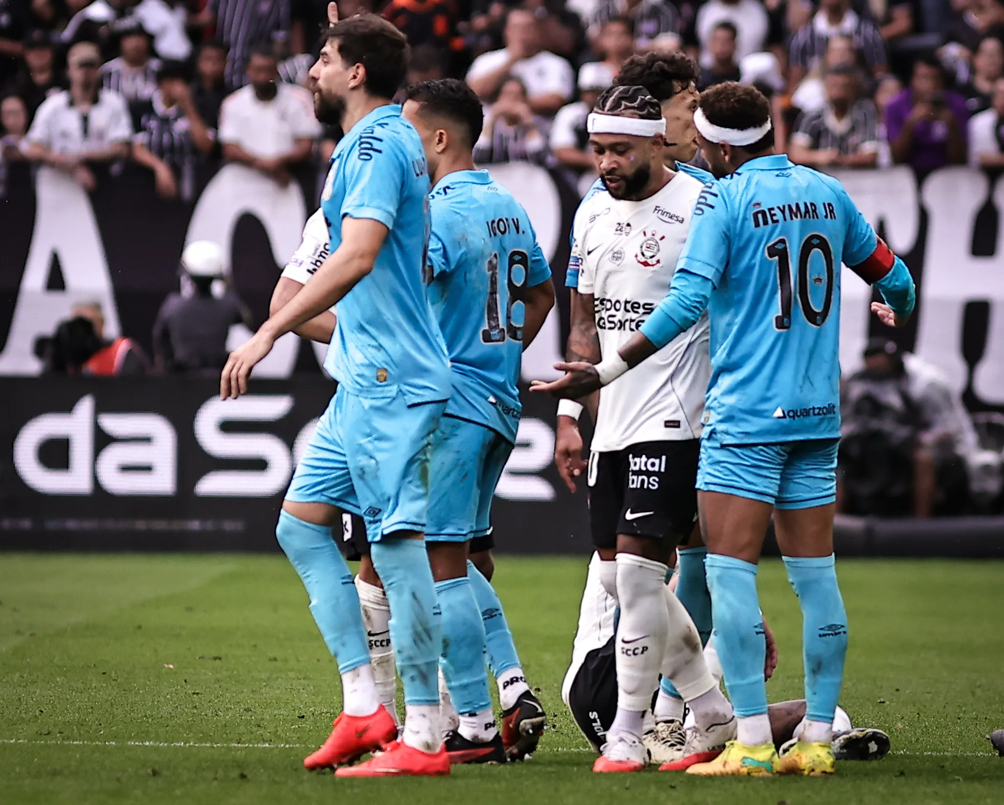 Corinthians x Santos. Foto: Fabio Giannelli/AGIF