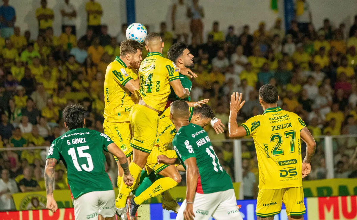 Palmeiras tropeça no Brasileirão contra Mirassol e empate em 1 a 1 complica Verdão na ponta da tabela