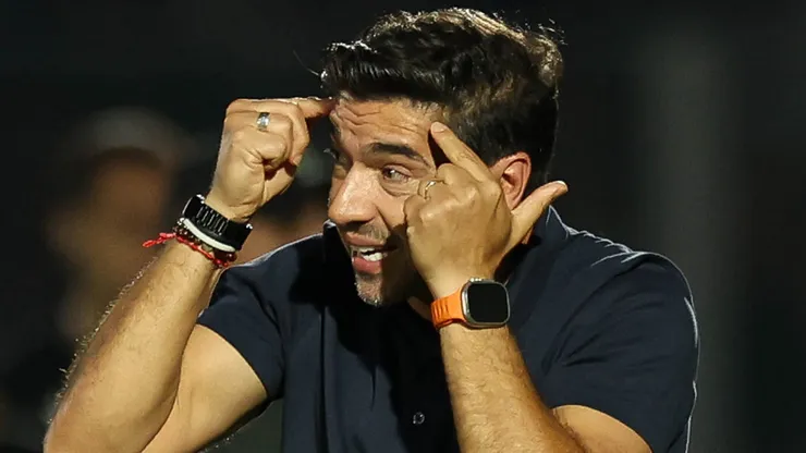 Abel Ferreira no comando da SEP. O Verdão deve valorizar tudo que foi construído pelo treinador - Foto: Foto: Cesar Greco/Palmeiras/by Canon