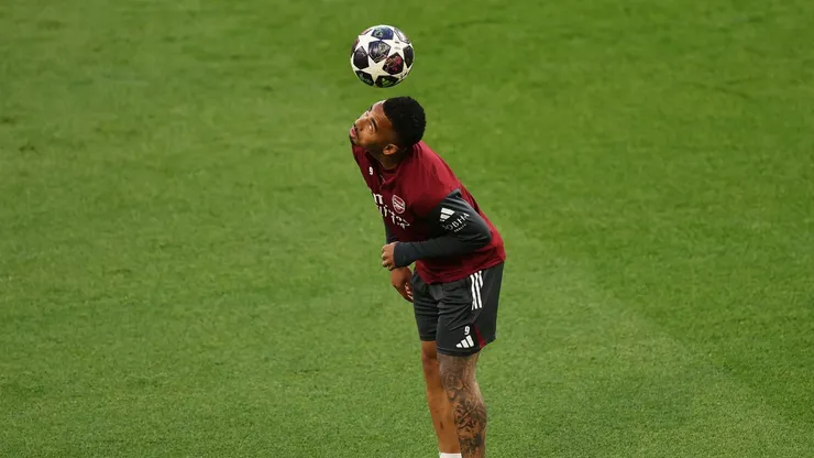 Gabriel Jesus já está na Espanha e aguarda exames no Barcelona — Foto Carl RecineGetty Images