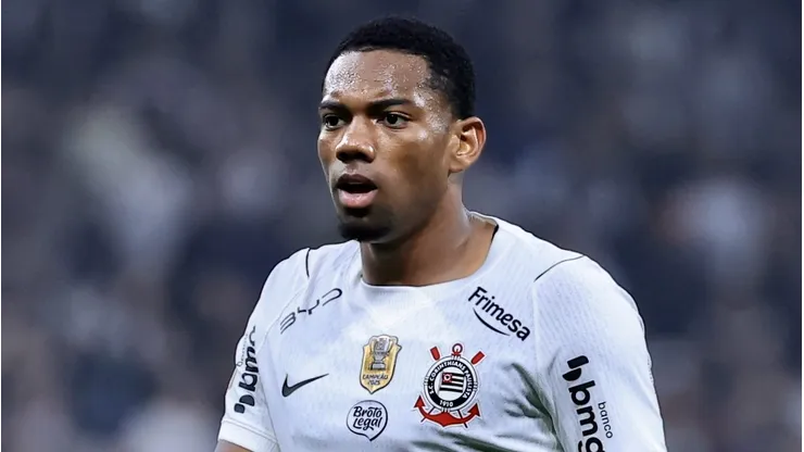 André em campo pelo Corinthians.