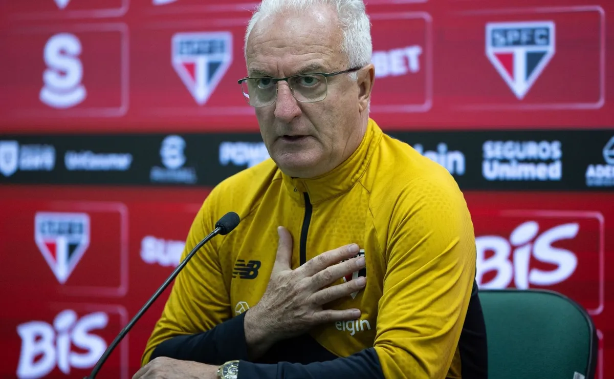 Dorival muda estratégia no São Paulo e encontra em Cotia resposta para momento difícil