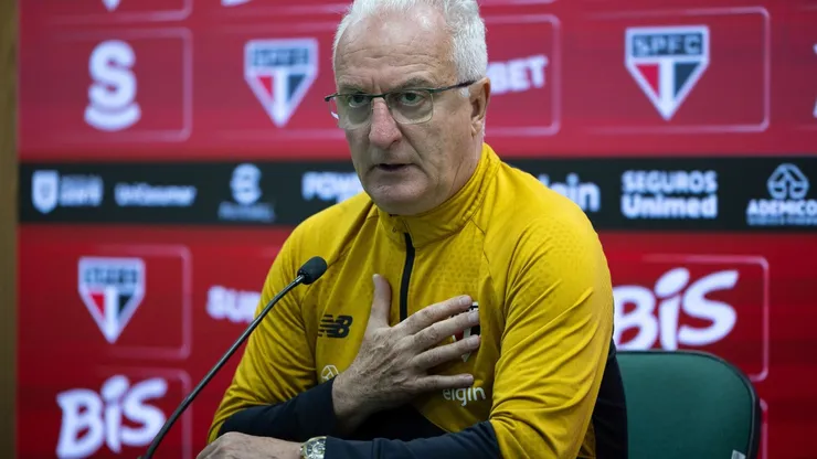 Dorival muda estratégia no São Paulo e encontra em Cotia resposta para momento difícil — Foto Liamara PolliAGIF