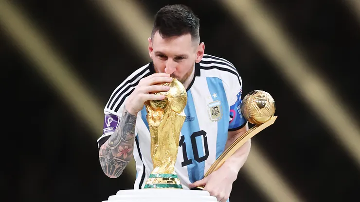 Messi anuncia aposentadoria da seleção argentina.