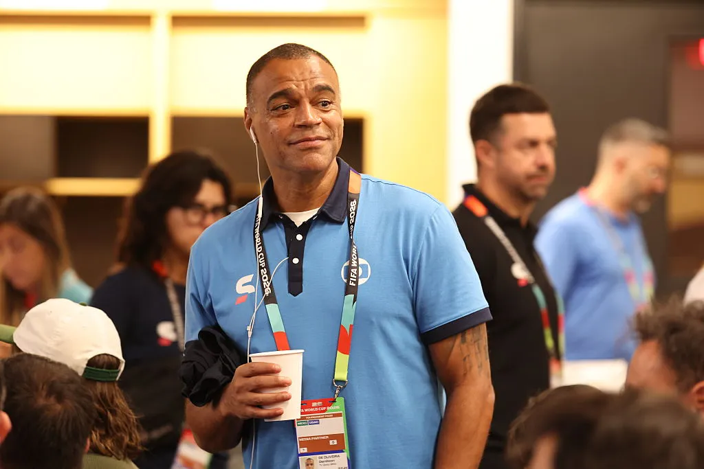 Denilson. Foto: Leonardo Fernandez/Getty Images