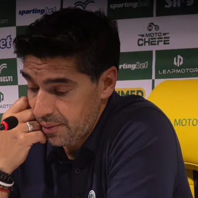 Palmeiras se irrita com postura do STJD contra Abel Ferreira