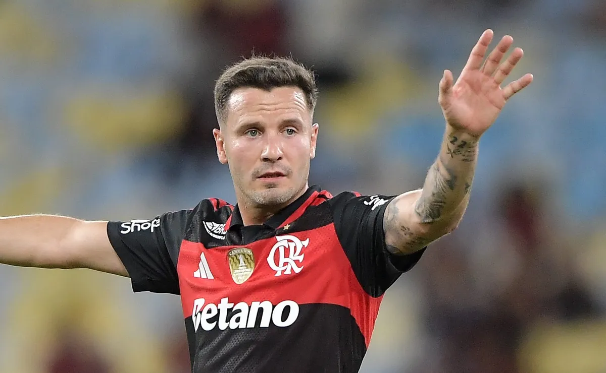 Flamengo já aceita emprestar Saúl, meio-campista com apenas nove jogos na temporada