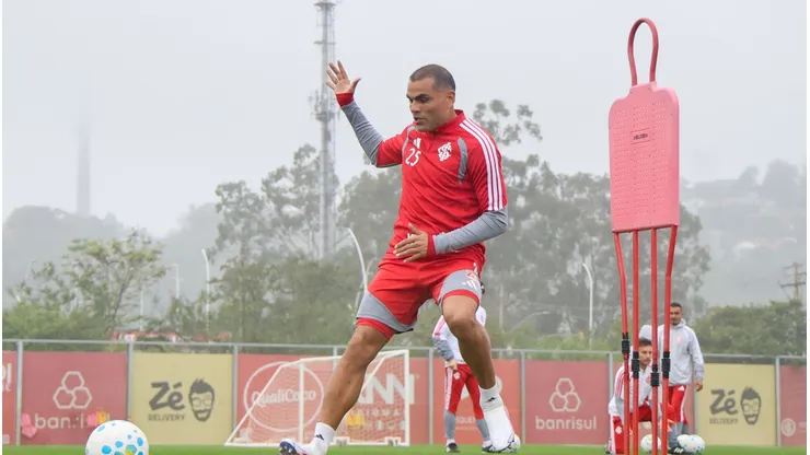 Gabriel Mercado deve ser titular pelo Internacional. Ricardo Duarte/SC Internacional.