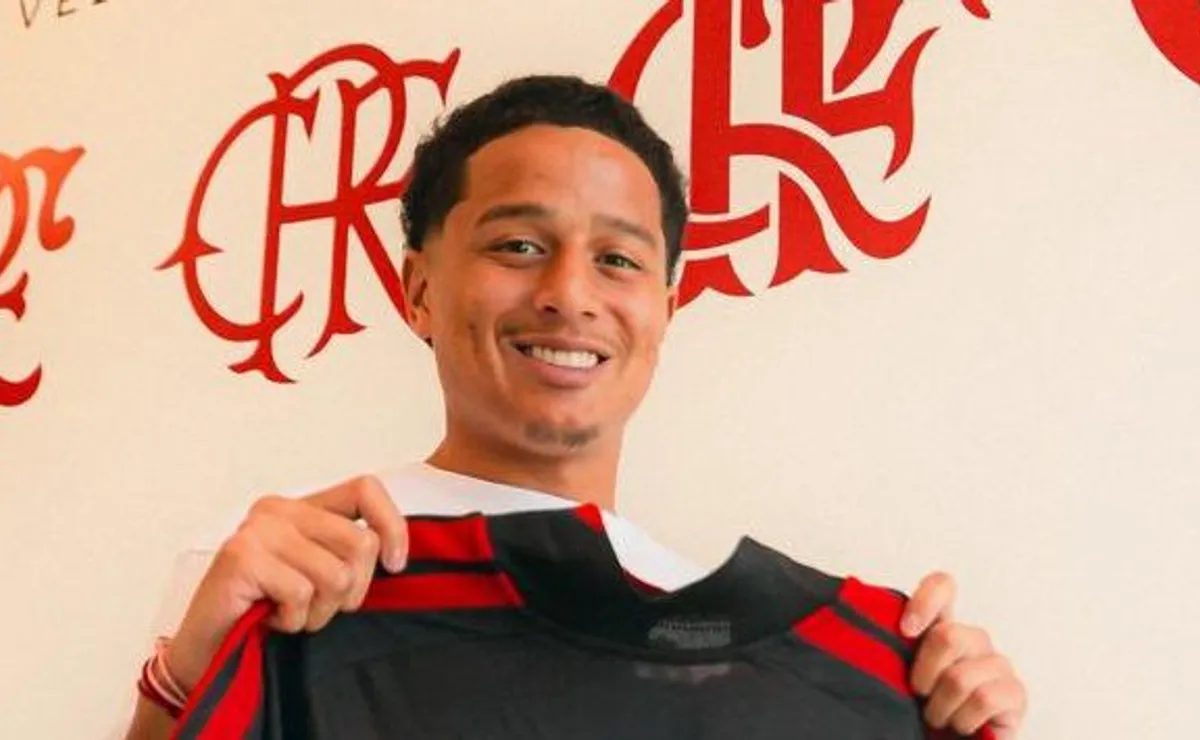 Com chegada relâmpago, Anthony Valencia surpreende e agrada comissão do Flamengo