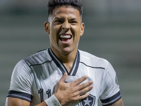 Matheus Martins é reprovado em exames e Botafogo se revolta