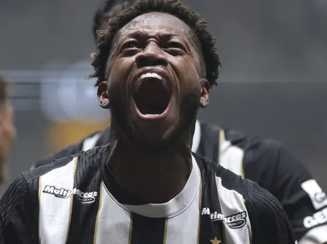 Fred e Victor Hugo decidem em virada do Atlético-MG
