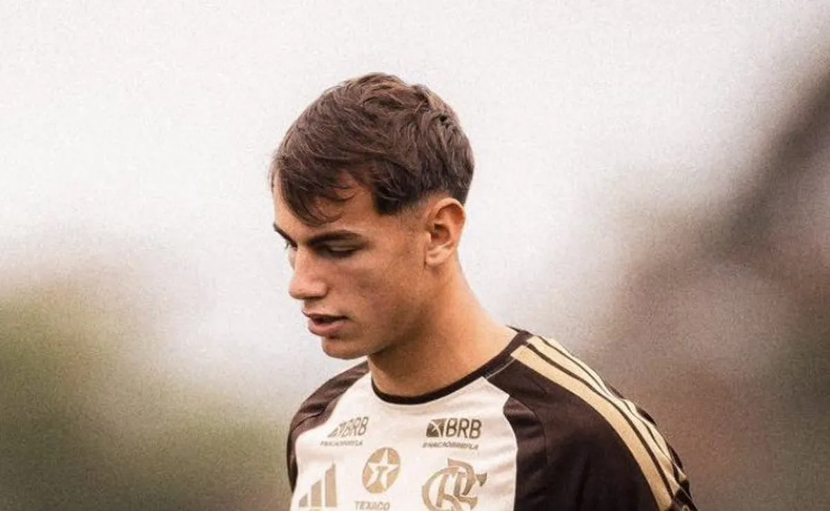 Após primeiro treino, Joaquín Freitas tem conversa com Leonardo Jardim e líderes do elenco flamenguista
