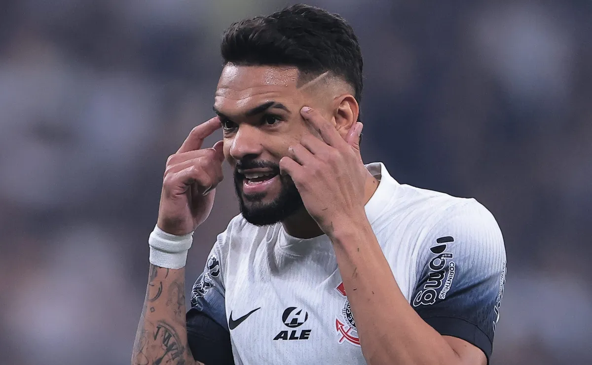 Corinthians não paga parcela atrasada da CNRD sobre Raniele e soma nova polêmica com Osmar Stabile