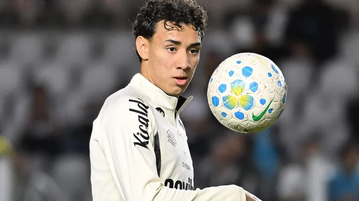 Meia vem jogando muita bola - Foto: Jota Erre/AGIF.