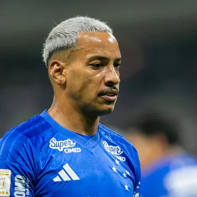 Opinião: Matheus Pereira precisa se blindar de pressão em jogos grandes