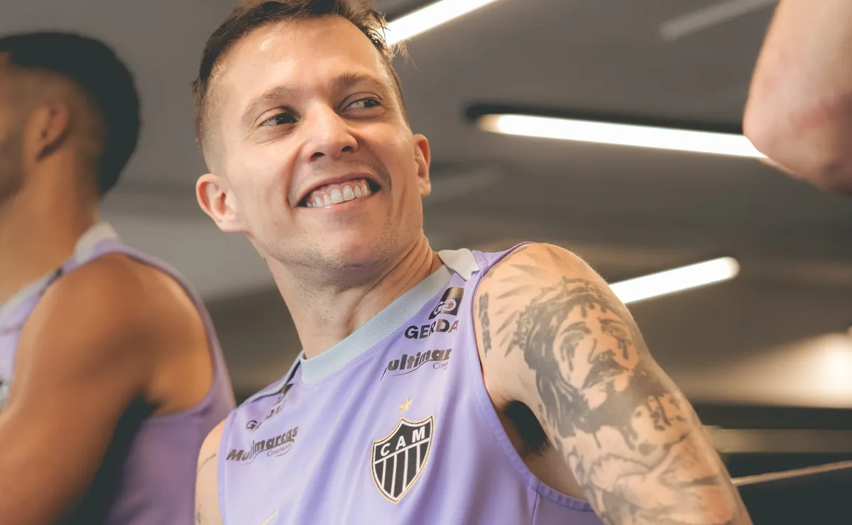 Bernard provoca Cruzeiro em rede social após classificação do Atlético-MG: “Bom lembrar quem manda”
