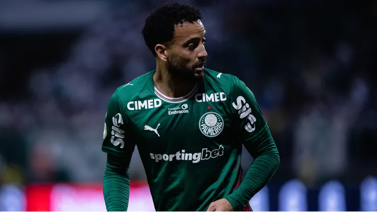 Felipe Anderson foi alvo de críticas.