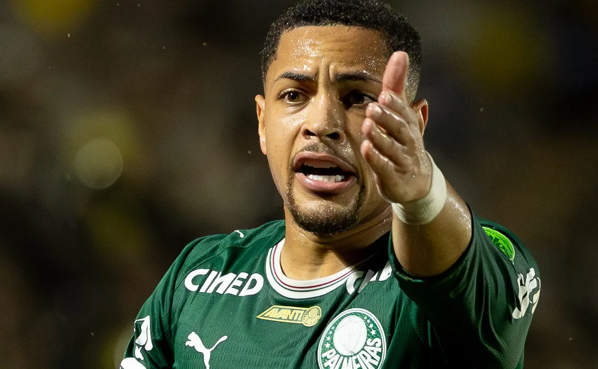 Opinião: Vitor Roque expõe no Palmeiras a distância entre potencial e realidade