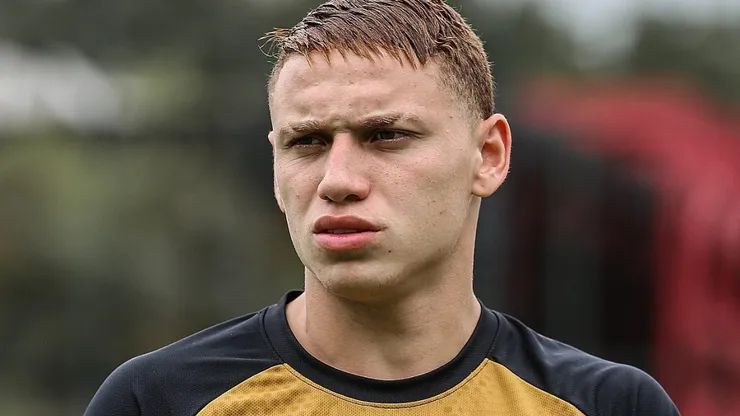 Maik em treino do São Paulo — Foto: São Paulo FC