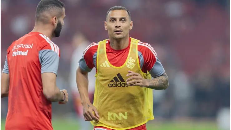 Alan Patrick é dúvida no Gre-Nal 454. Liamara Polli/AGIF.