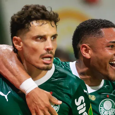 Déjà-vu de Veiga? Expor Vitor Roque pode ser 'tiro no pé' de Abel