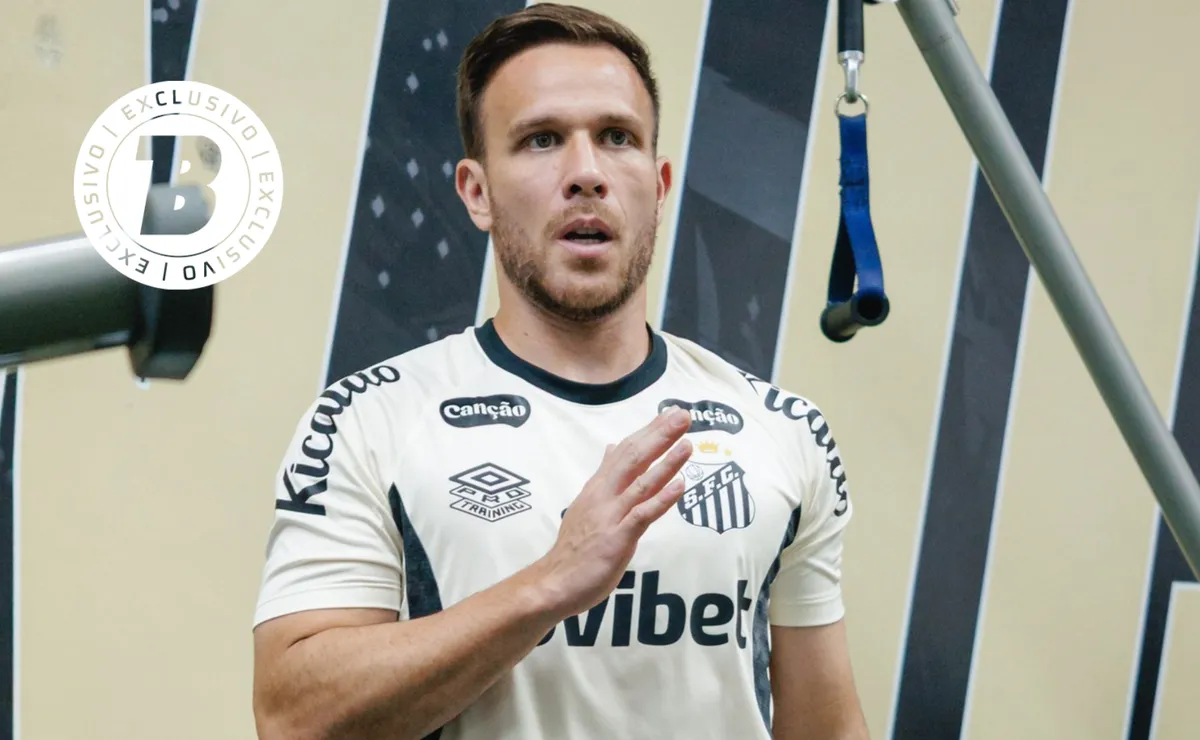Arthur impressiona Cuca nos treinamentos e deve estrear pelo Santos contra o Internacional