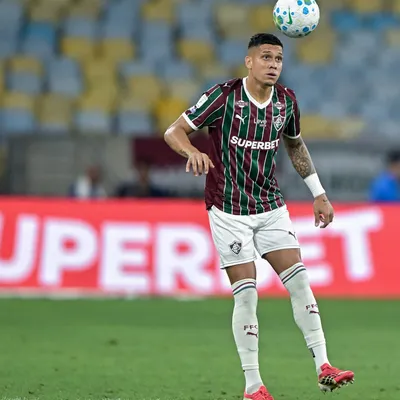 Millán comenta adaptação no Fluminense e exalta Thiago Silva