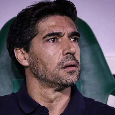 Palmeiras recorre e pede efeito suspensivo sobre punição a Abel Ferreira
