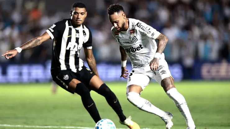 Santos x Atlético-MG se enfrentam pela Copa Sul-Americana. Foto: Marcello Zambrana/AGIF