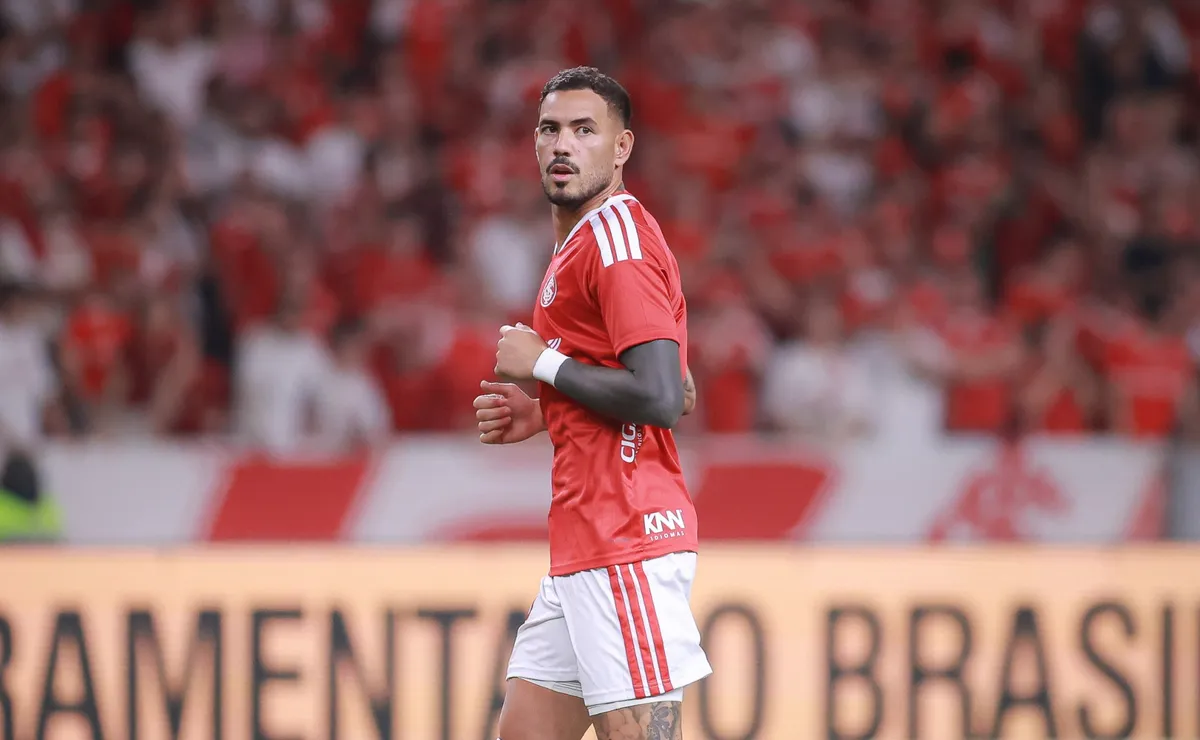 Pezzolano prepara mudanças no Internacional com Sanabria e Thiago Maia contra o Santos