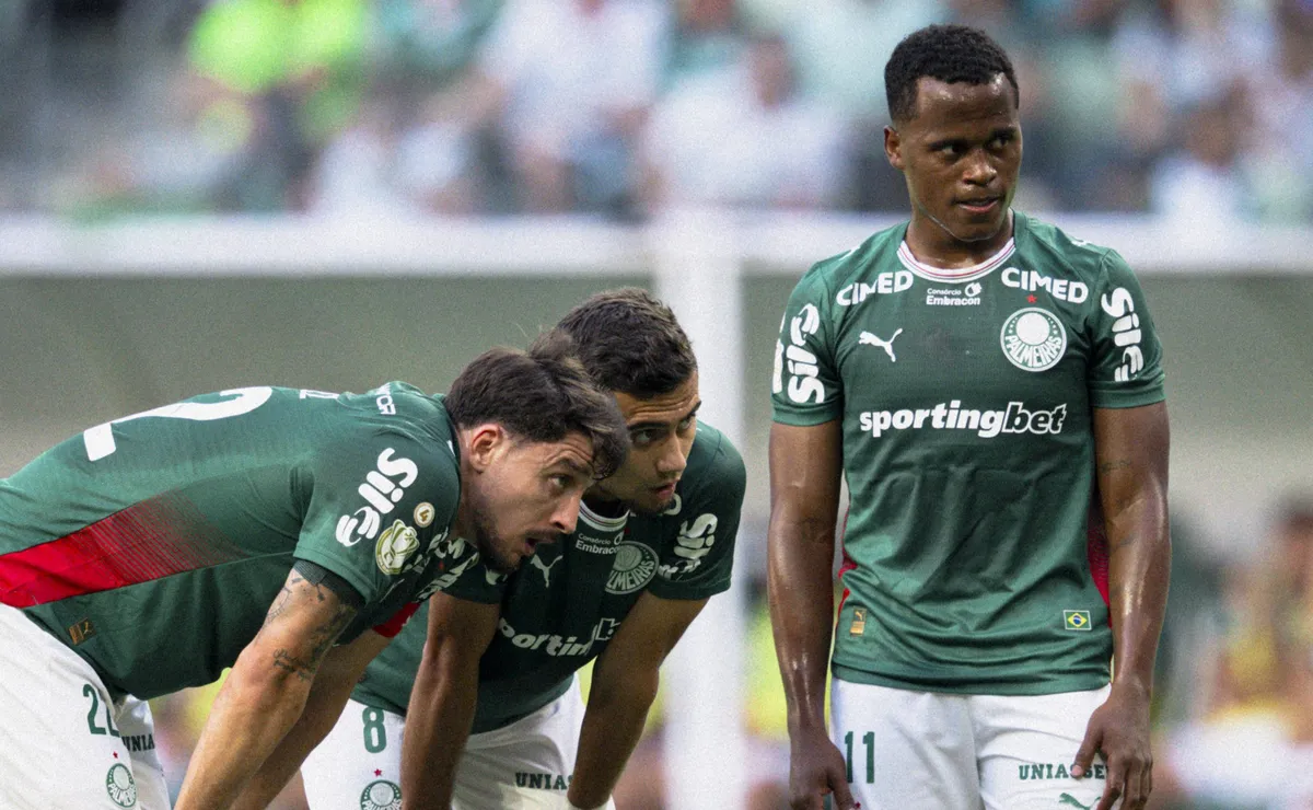 Palmeiras encara Botafogo de olho na manutenção da ponta no Brasileirão; veja escalação e tudo sobre o jogo