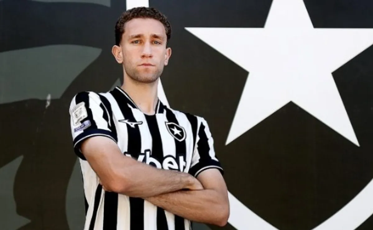 Arthur Chaves celebra acerto com o Botafogo e promete entrega: “Vou fazer de tudo”
