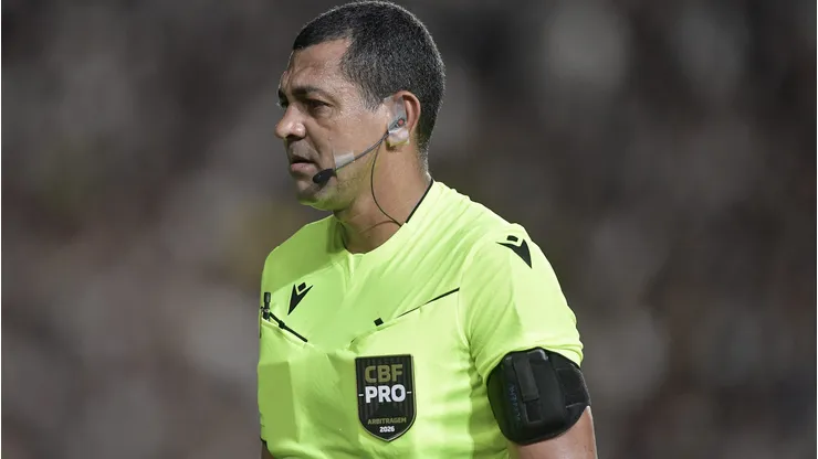 Wagner do Nascimento Magalhães apita Corinthians X Chapecoense.