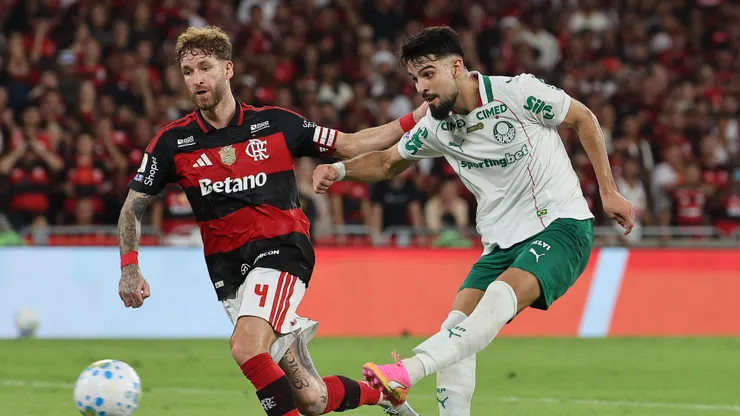 Palmeiras e Flamengo estão a um ponto de distância na luta pelo título brasileiro