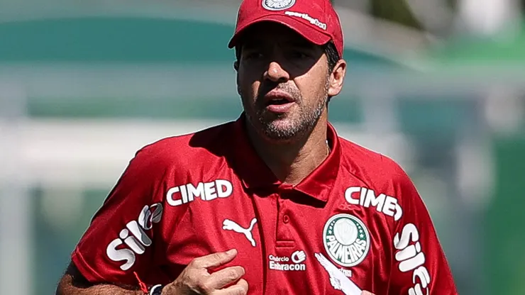 Abel tem diversas opções no elenco, o desafio é girar o elenco sem perder a identidade tática - Foto: Foto: Cesar Greco/Palmeiras/by Canon