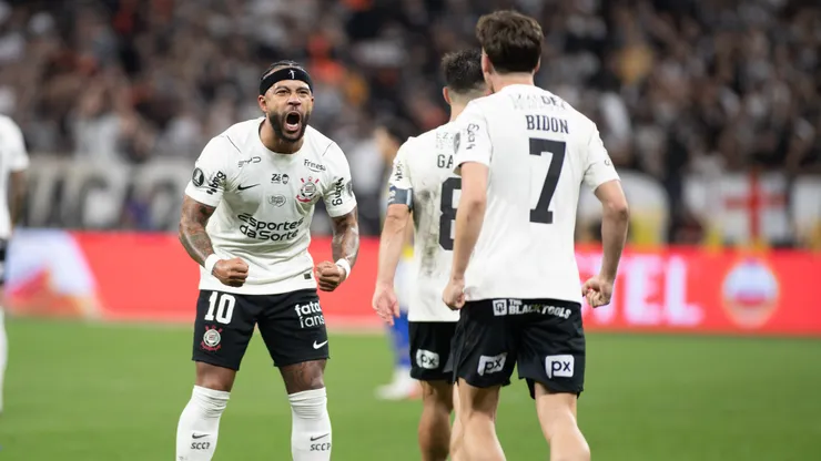 Corinthians se classificou com gol de Bidon.