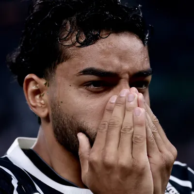 Bidu se destaca, mas Corinthians perde para a Chapecoense
