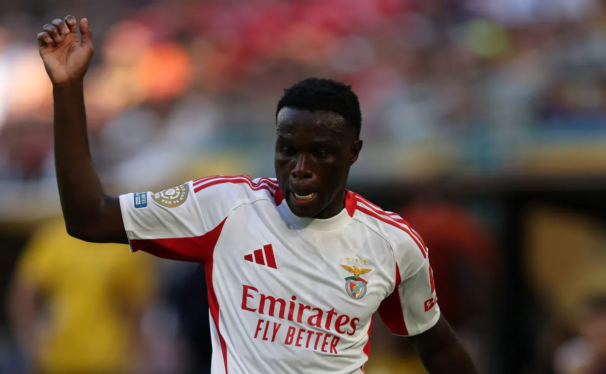 Bruma é oferecido ao Botafogo, mas clube descarta contratação do atacante do Benfica