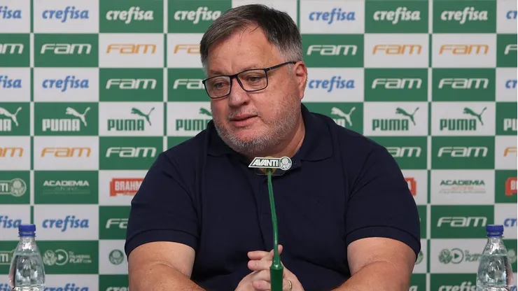 Anderson Barros diretor de futebol do Palmeiras durante entrevista coletiva