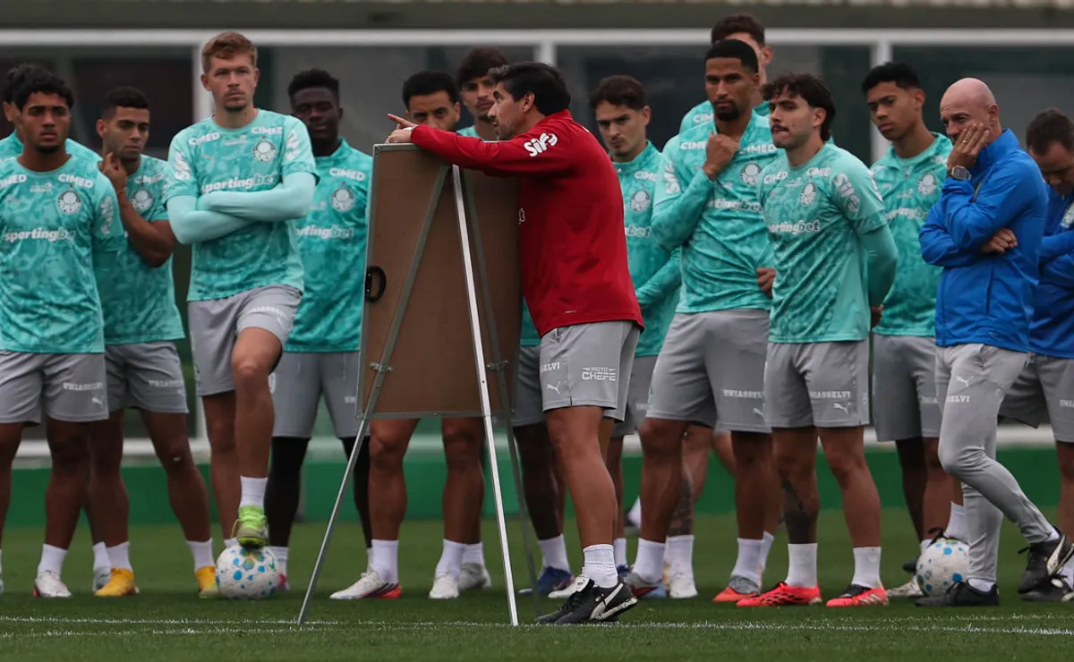Palmeiras terá três frentes, e Abel prepara caminhos táticos para a maratona