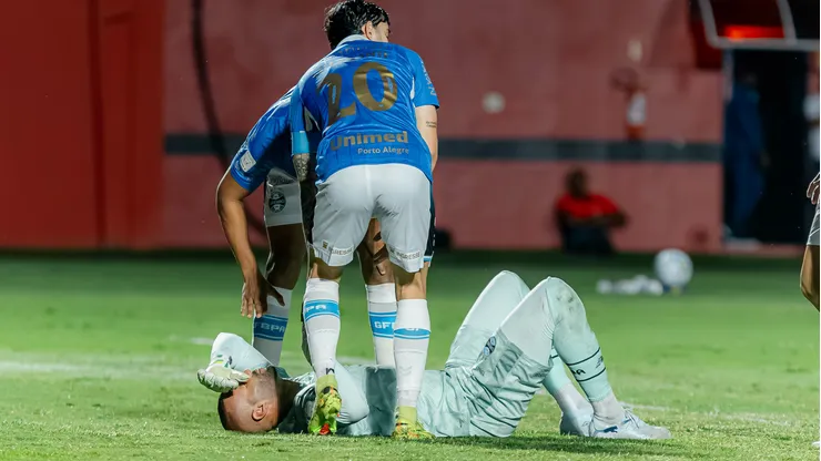 Weverton passou mal antes do jogo.