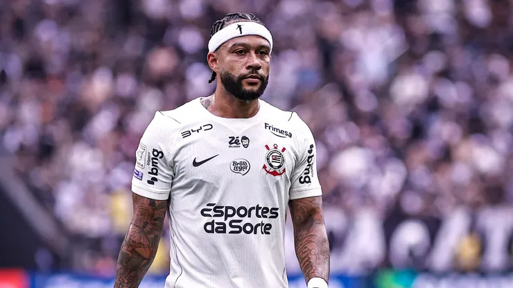 Memphis Depay é um dos destaques do Corinthians. Foto: Fabio Giannelli/AGIF