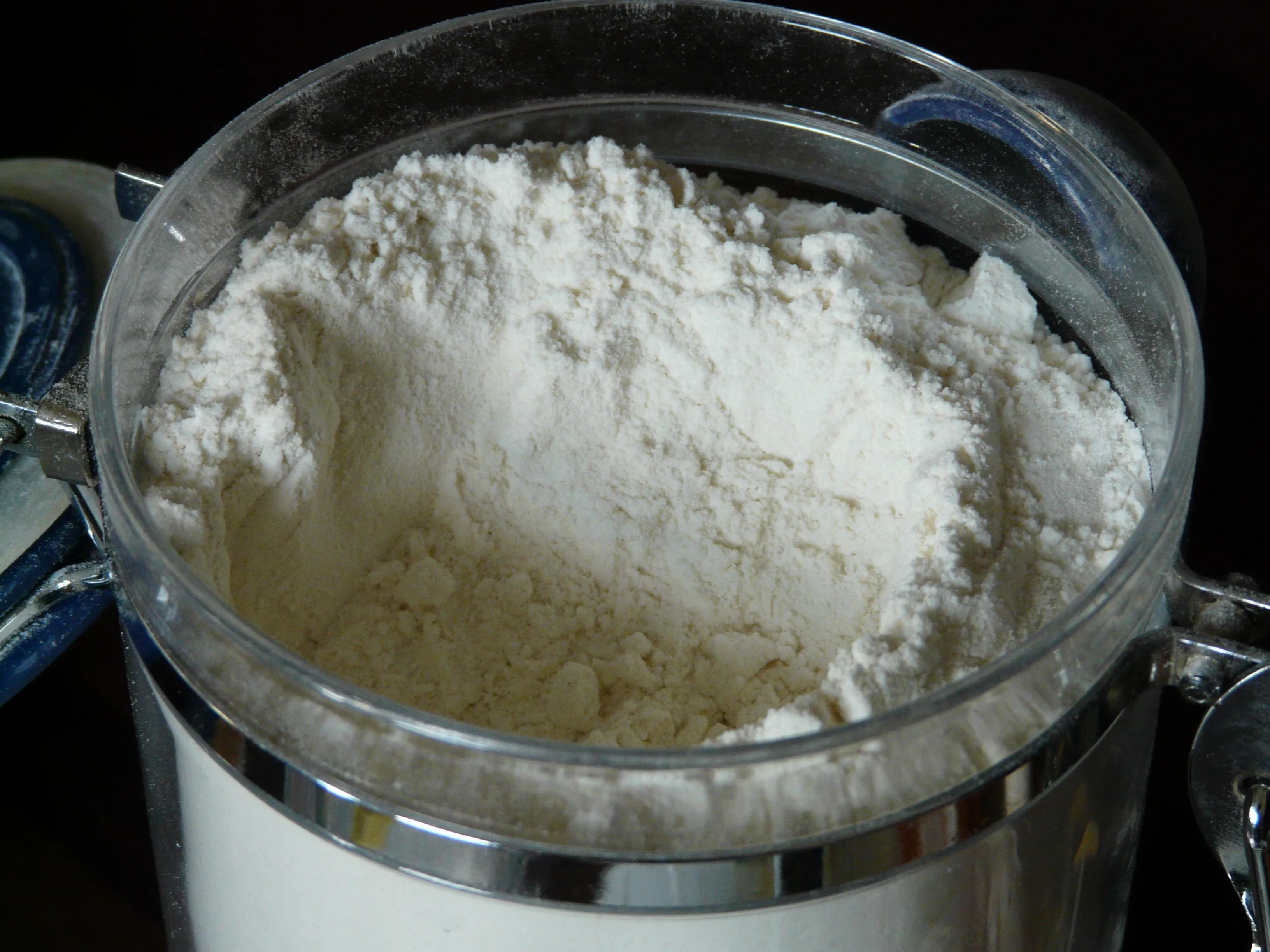 Farinha de trigo branca refinada. Foto: Pixabay/Hans