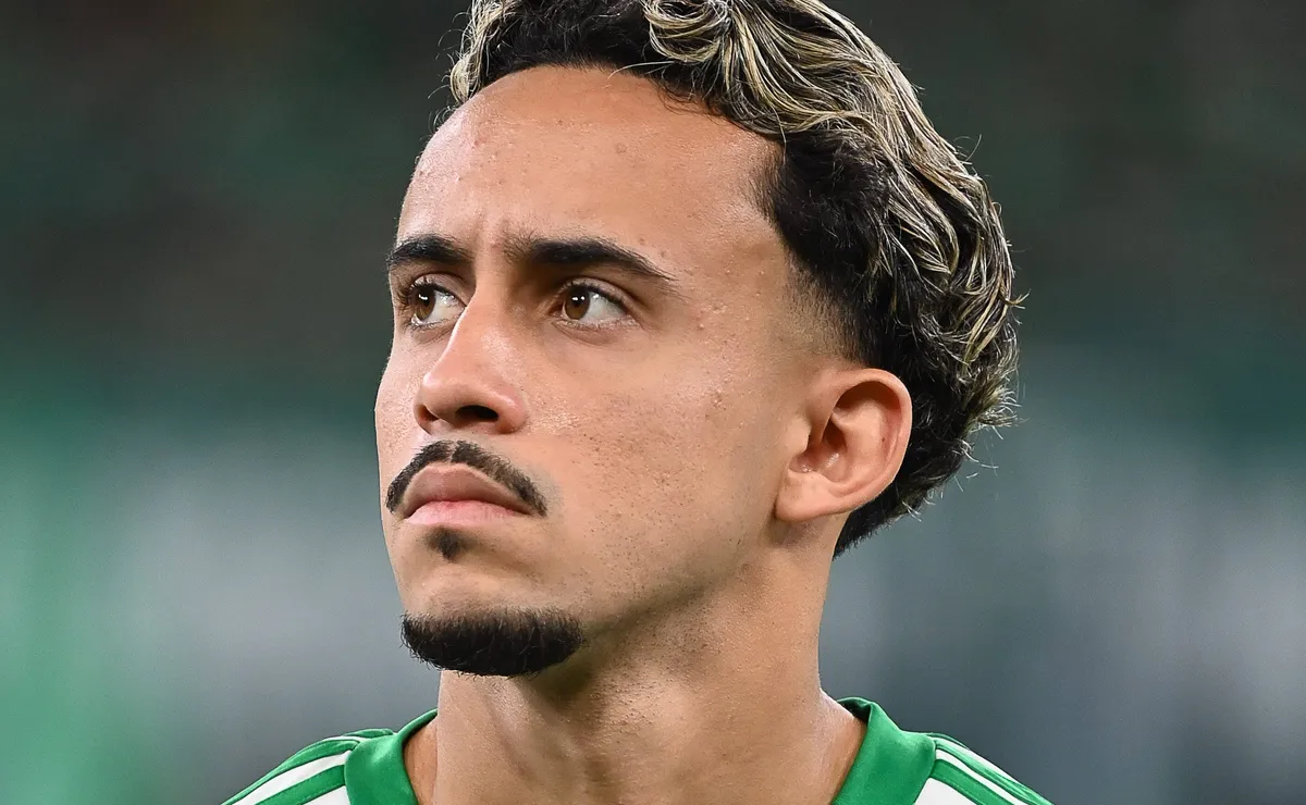 Botafogo tenta dar chapéu no Vasco por Matheus Gonçalves com proposta superior