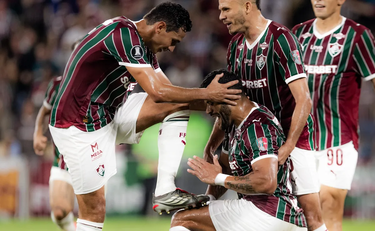 Hulk e Ganso decidem e Fluminense abre grande vantagem contra o Platense na Libertadores
