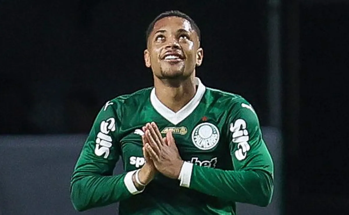 Opinião: Vitor Roque tem crédito, mas Palmeiras já olha para o extrato e não quer saber de parcelamento