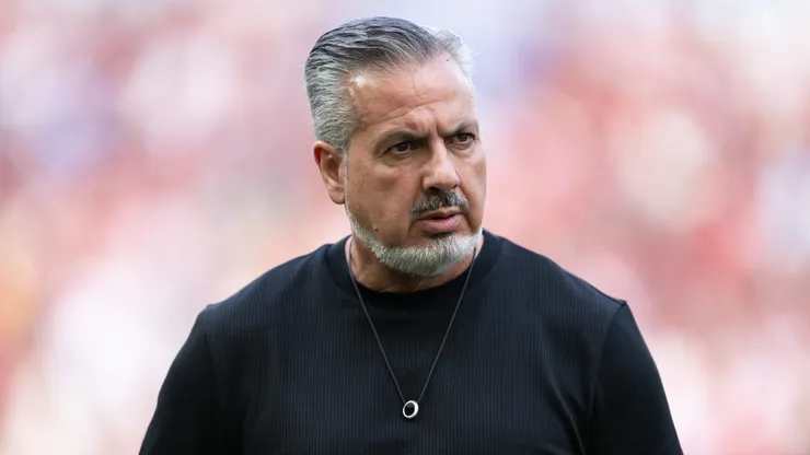 Jose Boto diretor de futebol do Flamengo durante partida contra o Gremio no estadio Maracana pelo campeonato Brasileiro A 2025.