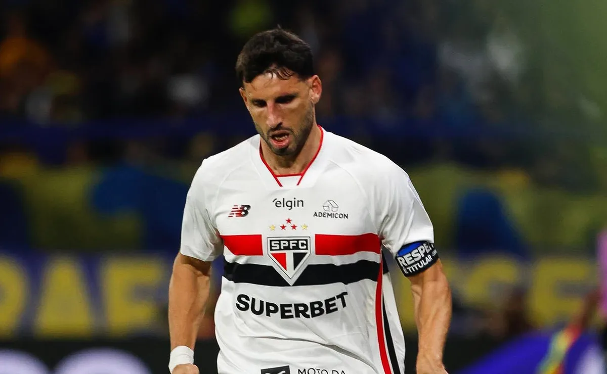 Calleri leva amarelo após confusão e está fora do jogo de volta entre São Paulo e Boca Juniors