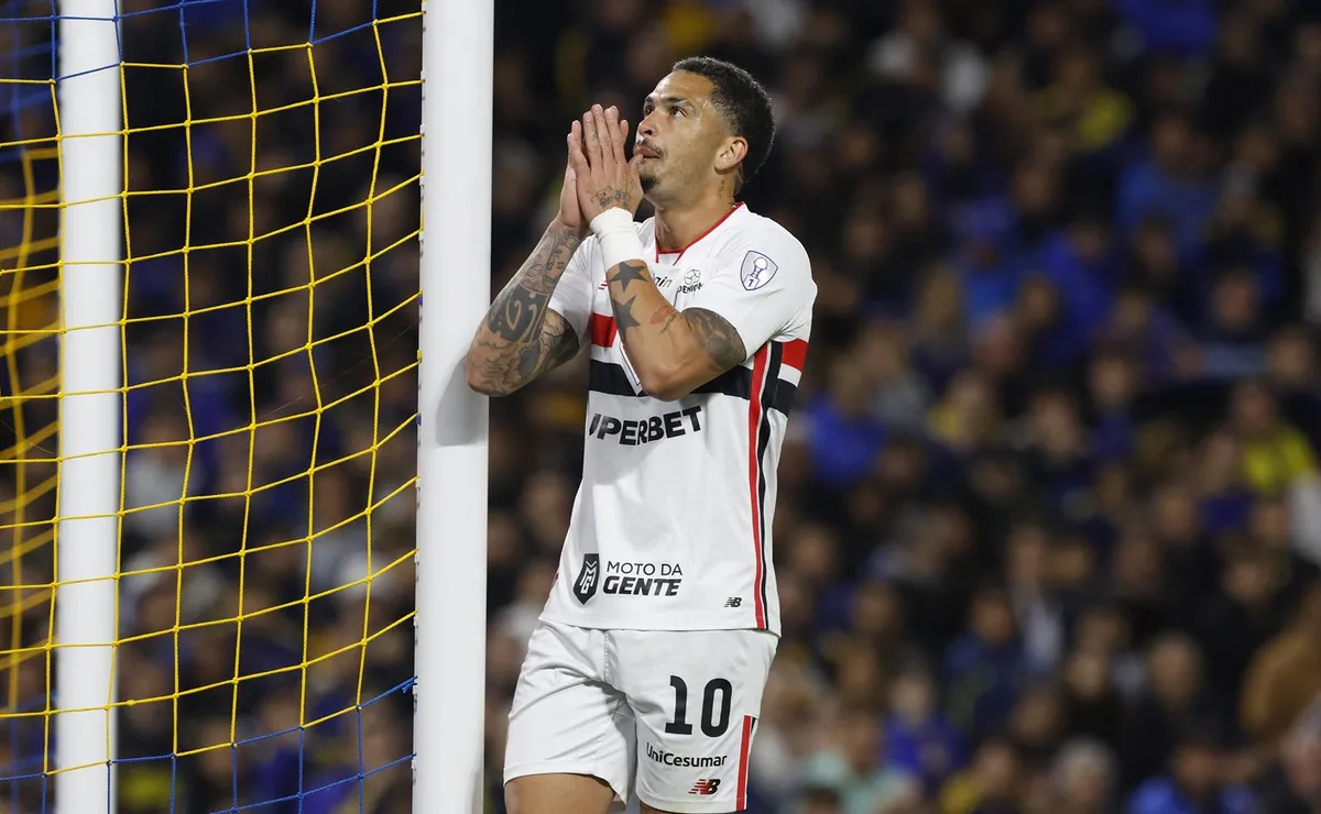 São Paulo perde para Boca fraco na Bombonera e deixa escapar chance de fazer história