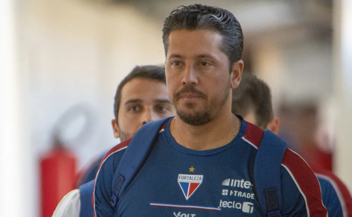 Thiago Carpini ganha força no Inter para substituir Pezzolano após jogo contra Chapecoense